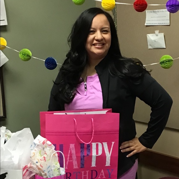 Meet your Posher, Ana - Picture 3 of 4